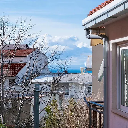 Gemuetliche Mit Terrasse In Bidol By Interhome Apartmán Makarská